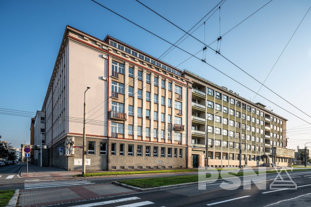 Kanceláře v&nbsp;centru města Pernerova, Pardubice