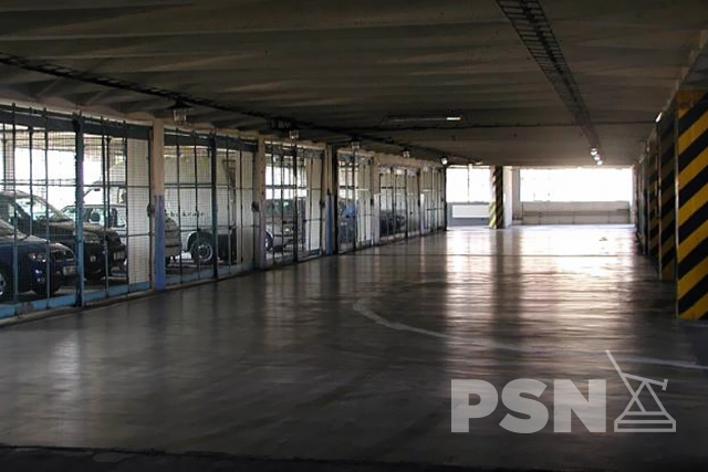 Parkovací box náměstí 5. května, Hradec Králové