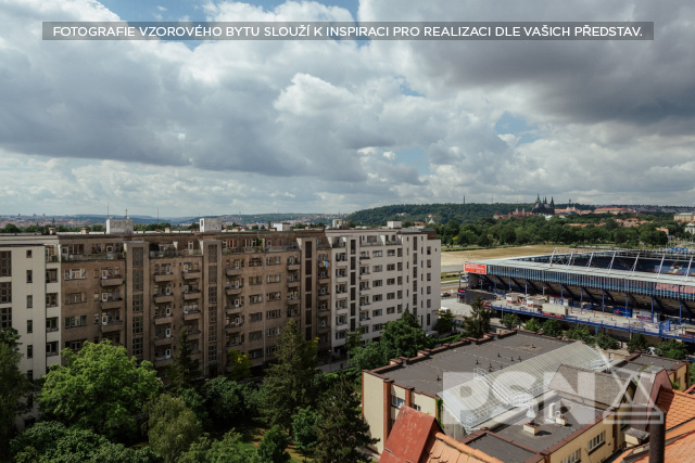 Výhledy na okolí z jednotlivých pater domu - 15/17