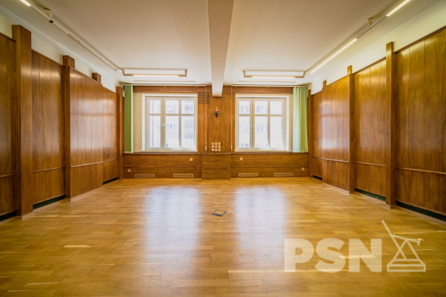 Kanceláře 20m2 až 120m2 s možností parkování v centru Hradce Králové - 8/16