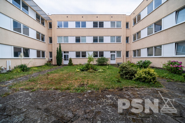 Kanceláře různých velikostí v Hradci Králové s parkováním - 13/17