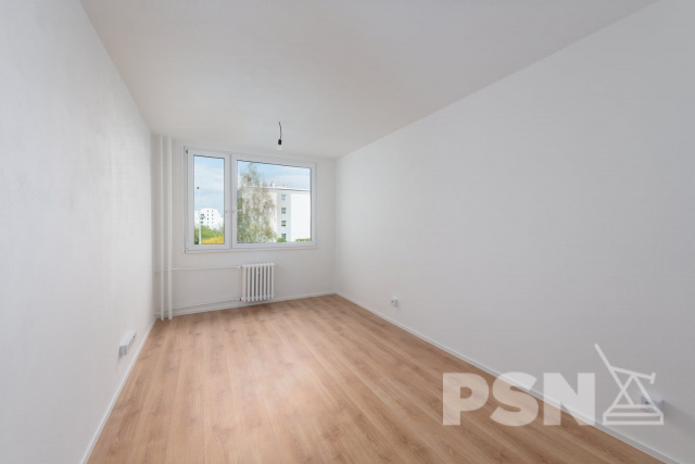 Pronájem bytu 1+kk v&nbsp;projektu SKYLINE, Praha&nbsp;11 Čenětická 2413/1a, Praha 11